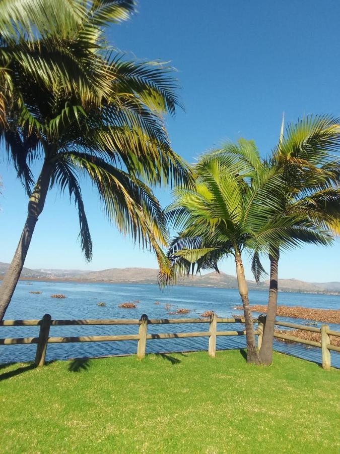 The Holiday House Harties Hartbeespoort Extérieur photo
