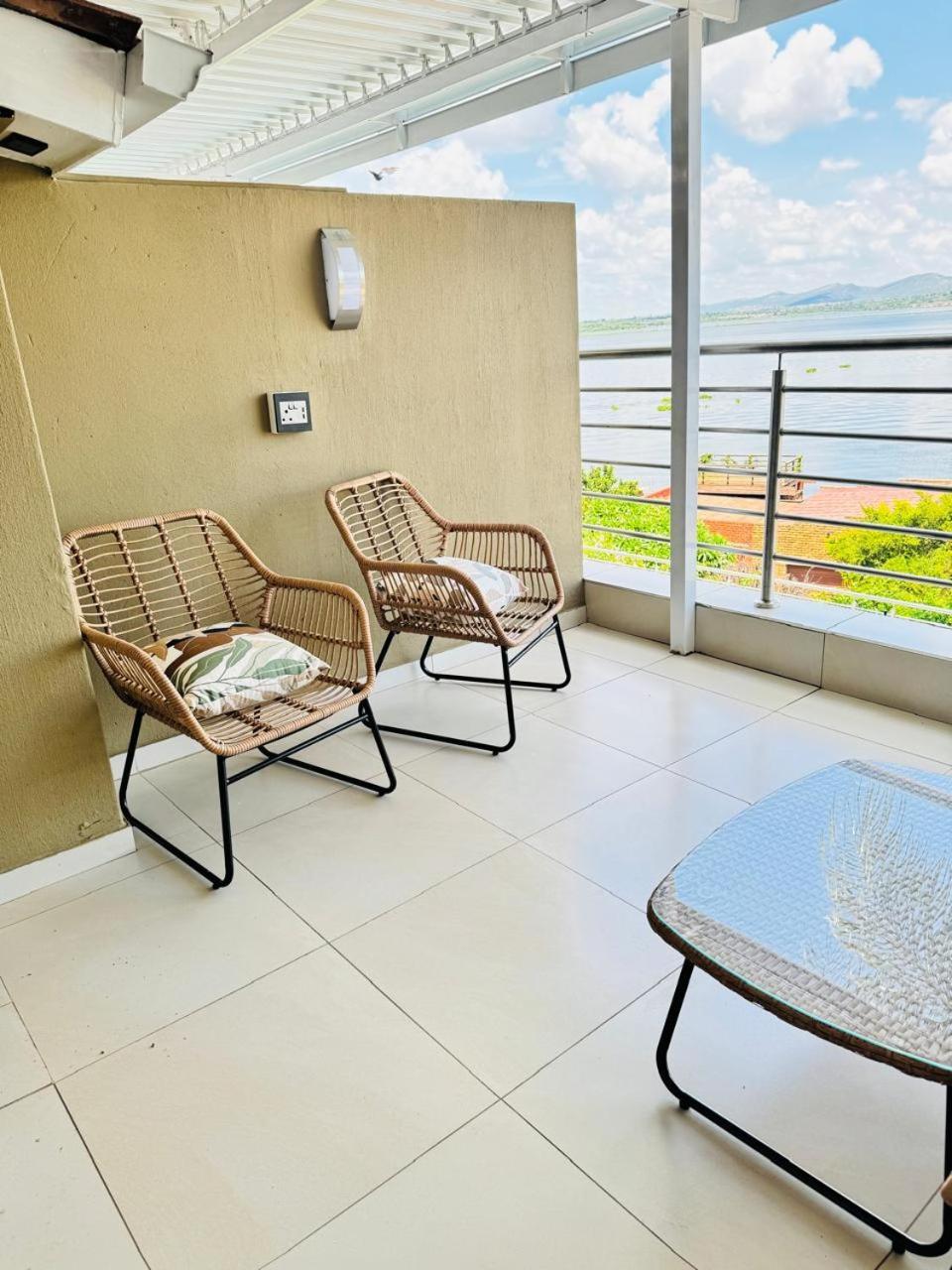 The Holiday House Harties Hartbeespoort Extérieur photo