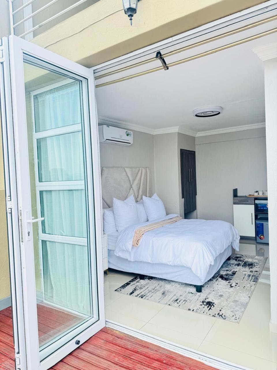 The Holiday House Harties Hartbeespoort Extérieur photo