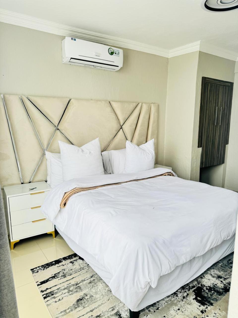 The Holiday House Harties Hartbeespoort Extérieur photo