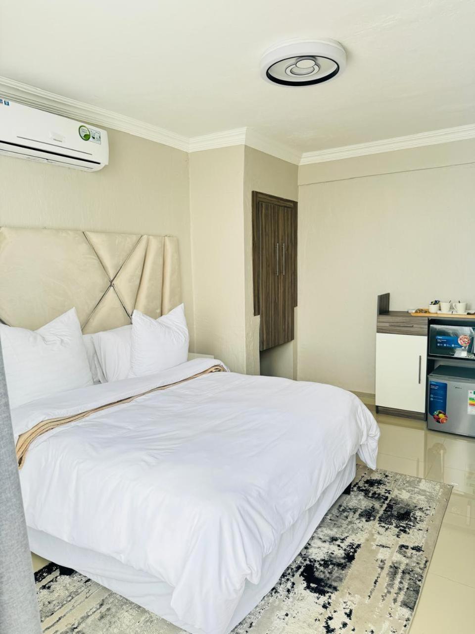 The Holiday House Harties Hartbeespoort Extérieur photo